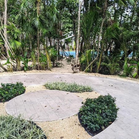2-Bedroom Condo By The Jungle W/ Swimming Pool プエルト・モレロス エクステリア 写真