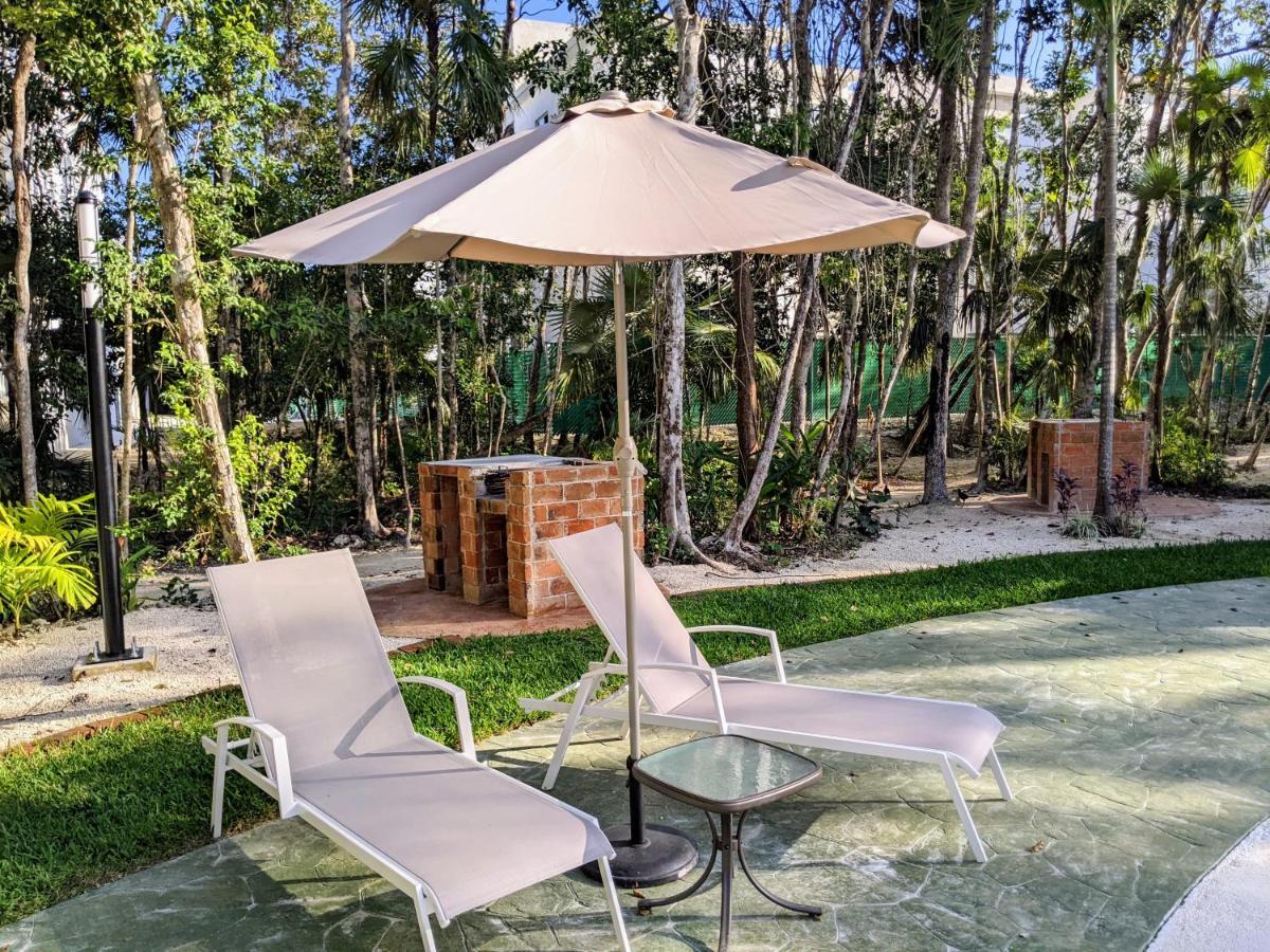 2-Bedroom Condo By The Jungle W/ Swimming Pool プエルト・モレロス エクステリア 写真