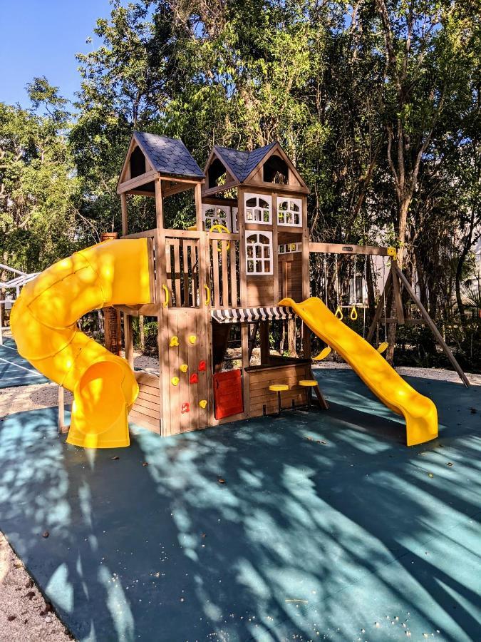 2-Bedroom Condo By The Jungle W/ Swimming Pool プエルト・モレロス エクステリア 写真