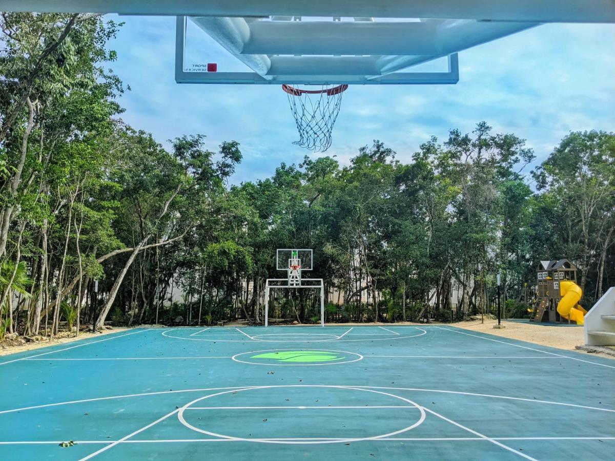 2-Bedroom Condo By The Jungle W/ Swimming Pool プエルト・モレロス エクステリア 写真